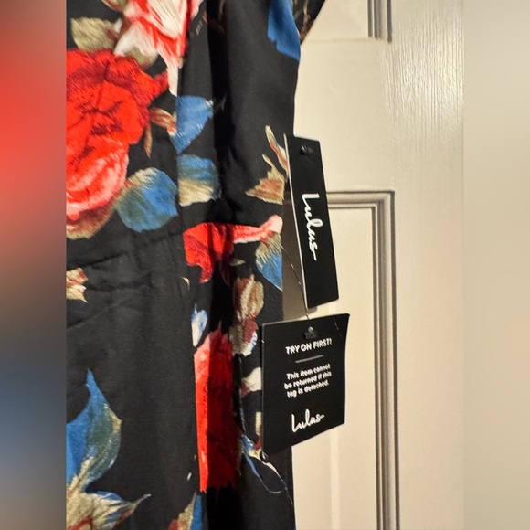 NEW Lulus I Care Black Floral Maxi Dress Off Shoulder Formal Black Red Small NWT - Picture 7 of 10